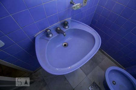 Apartamento à venda com 169m², 3 quartos e sem vaga Apartamento à venda com 169m², 3 quartos e sem vagaBanheiro Social 1