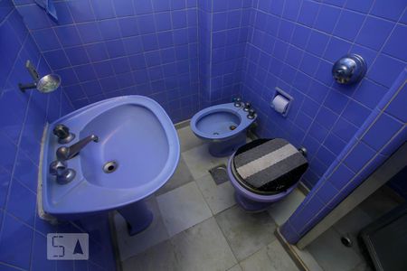 Apartamento à venda com 169m², 3 quartos e sem vaga Apartamento à venda com 169m², 3 quartos e sem vagaBanheiro Social 1