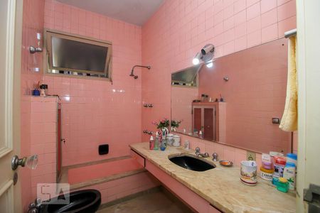 Apartamento à venda com 169m², 3 quartos e sem vaga Apartamento à venda com 169m², 3 quartos e sem vagaBanheiro Social 2