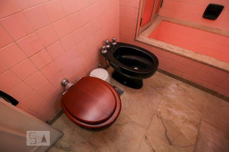 Apartamento à venda com 169m², 3 quartos e sem vaga Apartamento à venda com 169m², 3 quartos e sem vagaBanheiro Social 2