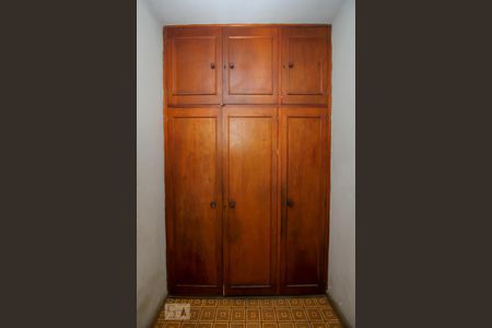 Apartamento à venda com 169m², 3 quartos e sem vaga Apartamento à venda com 169m², 3 quartos e sem vagaQuarto de Serviço