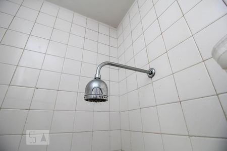 Apartamento à venda com 169m², 3 quartos e sem vaga Apartamento à venda com 169m², 3 quartos e sem vagaChuveiro
