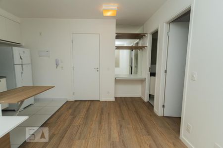 Sala de kitnet/studio para alugar com 1 quarto, 31m² em Água Branca, São Paulo