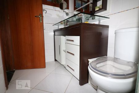 Casa à venda com 267m², 4 quartos e 4 vagasBanheiro 1
