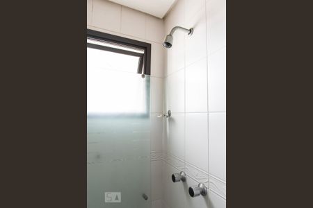 Apartamento à venda com 70m², 2 quartos e 2 vagas Apartamento à venda com 70m², 2 quartos e 2 vagasChuveiro