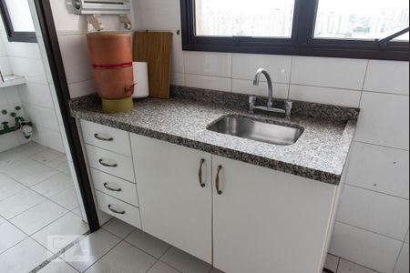 Apartamento à venda com 70m², 2 quartos e 2 vagas Apartamento à venda com 70m², 2 quartos e 2 vagasPia
