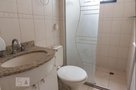 Apartamento à venda com 70m², 2 quartos e 2 vagas Apartamento à venda com 70m², 2 quartos e 2 vagasBanheiro