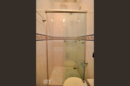 Casa para alugar com 400m², 4 quartos e 30 vagasBanheiro 1