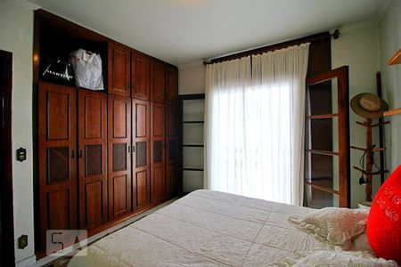 Casa para alugar com 400m², 4 quartos e 30 vagasSuíte 1