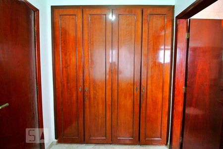 Casa para alugar com 400m², 4 quartos e 30 vagasQuarto de Serviço