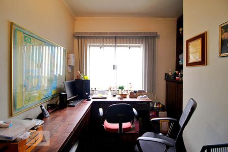 Casa para alugar com 400m², 4 quartos e 30 vagasEscritório