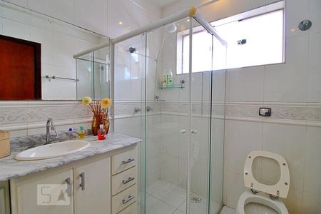 Casa para alugar com 400m², 4 quartos e 30 vagasBanheiro da Suíte 2