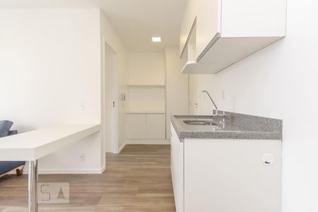 Apartamento à venda com 33m², 2 quartos e sem vaga Apartamento à venda com 33m², 2 quartos e sem vagaCozinha