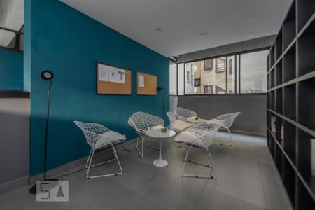 Apartamento à venda com 33m², 2 quartos e sem vaga Apartamento à venda com 33m², 2 quartos e sem vagaÁrea comum - Biblioteca