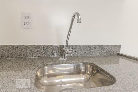 Apartamento à venda com 33m², 2 quartos e sem vaga Apartamento à venda com 33m², 2 quartos e sem vagaCozinha