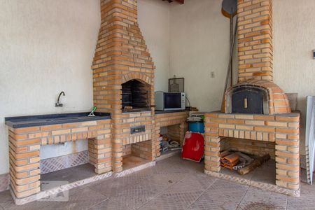 Apartamento para alugar com 60m², 2 quartos e 1 vaga Apartamento para alugar com 60m², 2 quartos e 1 vagaÁrea comum - Churrasqueira