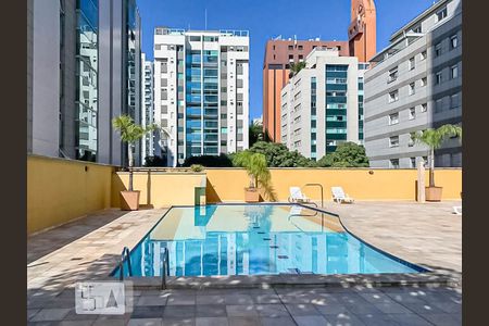 Apartamento para alugar com 50m², 1 quarto e 1 vagaÁrea comum - Piscina