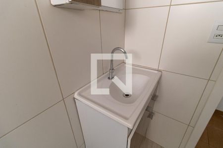 Casa à venda com 65m², 1 quarto e sem vaga Casa à venda com 65m², 1 quarto e sem vagaBanheiro