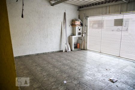 Casa à venda com 120m², 3 quartos e 2 vagas Casa à venda com 120m², 3 quartos e 2 vagasGaragem