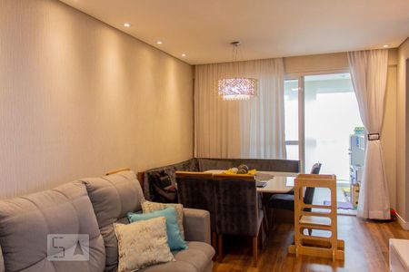 Sala de apartamento para alugar com 2 quartos, 78m² em Campestre, Santo André