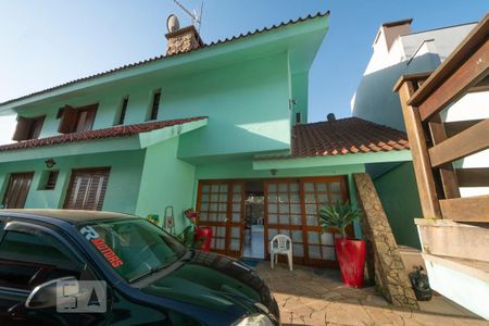 Casa à venda com 400m², 4 quartos e 4 vagasFachada Lateral