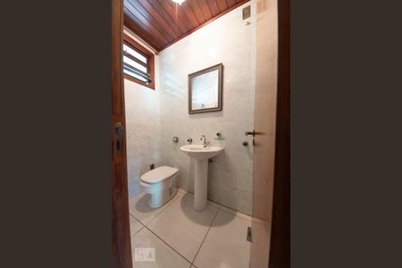 Casa à venda com 400m², 4 quartos e 4 vagasBanheiro 4