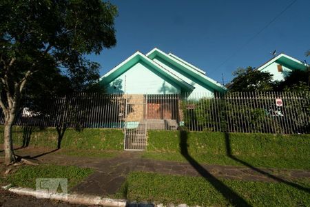 Casa à venda com 400m², 4 quartos e 4 vagasFachada