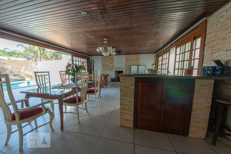 Casa à venda com 400m², 4 quartos e 4 vagasSalão de festas