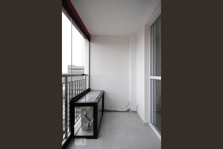 Varanda de kitnet/studio para alugar com 1 quarto, 24m² em Consolação, São Paulo
