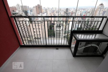 Varanda de kitnet/studio para alugar com 1 quarto, 24m² em Consolação, São Paulo