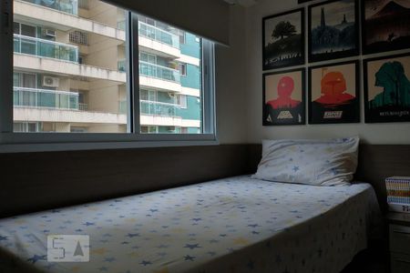 Apartamento à venda com 97m², 3 quartos e 1 vagaQuarto 2