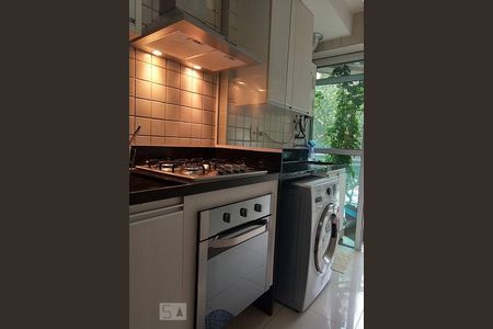 Apartamento à venda com 97m², 3 quartos e 1 vagaCozinha e Área de Serviço