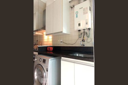 Apartamento à venda com 97m², 3 quartos e 1 vagaÁrea de Serviço