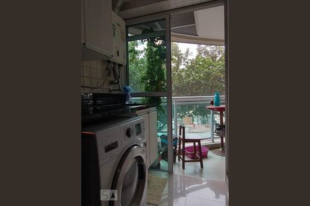 Apartamento à venda com 97m², 3 quartos e 1 vagaÁrea de Serviço