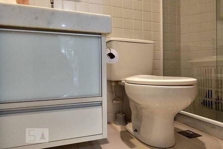 Apartamento à venda com 97m², 3 quartos e 1 vagaBanheiro Social 2