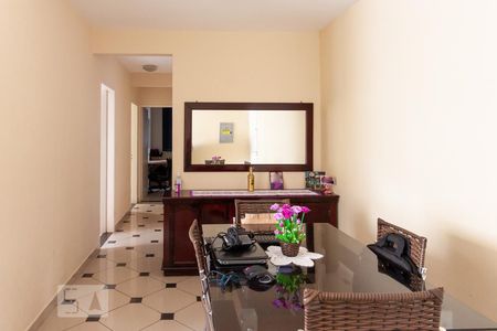 Sala de apartamento para alugar com 3 quartos, 78m² em Jardim Ester Yolanda, São Paulo