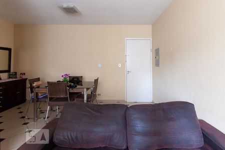 Sala de apartamento para alugar com 3 quartos, 78m² em Jardim Ester Yolanda, São Paulo