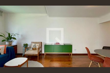 Sala de casa à venda com 2 quartos, 128m² em Vila Madalena, São Paulo