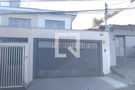 Casa à venda com 128m², 2 quartos e 1 vaga Casa à venda com 128m², 2 quartos e 1 vagaFachada