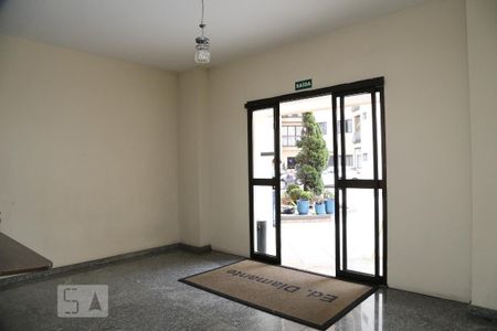 Apartamento à venda com 72m², 2 quartos e 1 vagaHall social