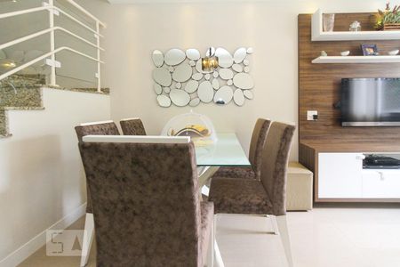 Sala de casa de condomínio à venda com 2 quartos, 120m² em Vila Bela, São Paulo