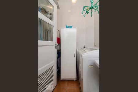 Apartamento à venda com 57m², 2 quartos e sem vaga Apartamento à venda com 57m², 2 quartos e sem vagaÁrea de serviço