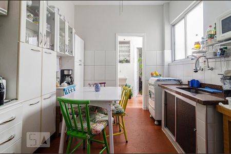 Apartamento à venda com 57m², 2 quartos e sem vaga Apartamento à venda com 57m², 2 quartos e sem vagaCozinha