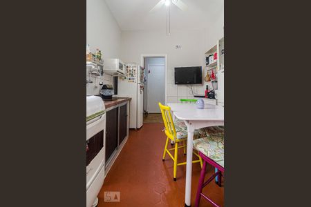 Apartamento à venda com 57m², 2 quartos e sem vaga Apartamento à venda com 57m², 2 quartos e sem vagaCozinha