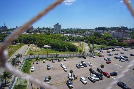 Sala - Vista de apartamento para alugar com 2 quartos, 48m² em Morro Santana, Porto Alegre