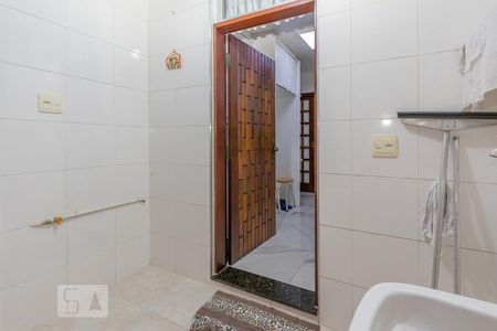 Casa à venda com 155m², 3 quartos e 2 vagas Casa à venda com 155m², 3 quartos e 2 vagasLavanderia