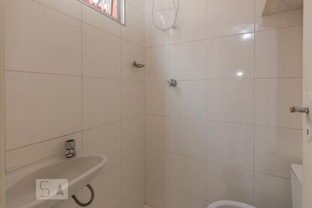 Casa à venda com 155m², 3 quartos e 2 vagas Casa à venda com 155m², 3 quartos e 2 vagasBanheiro de Serviço