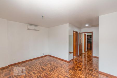 Casa à venda com 155m², 3 quartos e 2 vagas Casa à venda com 155m², 3 quartos e 2 vagasSuíte