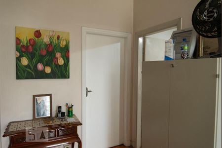 Casa à venda com 365m², 4 quartos e 4 vagasHall Entre os Quartos