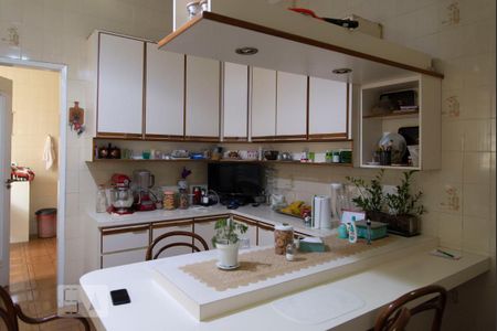 Casa à venda com 365m², 4 quartos e 4 vagasCozinha